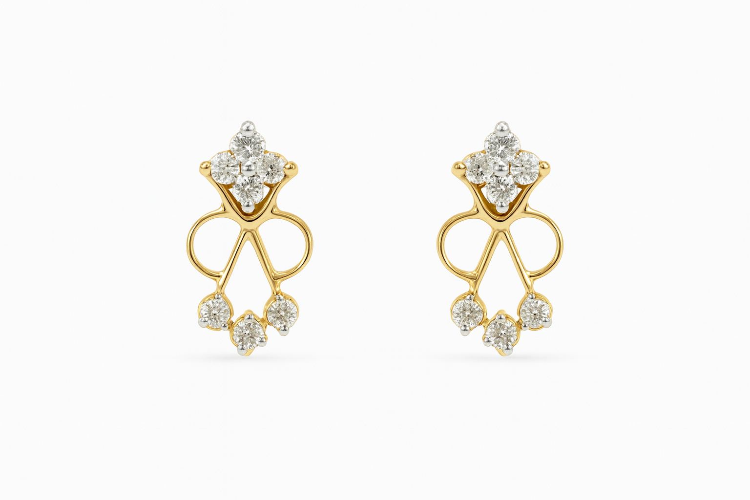 Beautiful 18 Kt Gold  Natural Diamond Earing